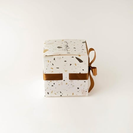 بوكسات هدايا كبيرة 12 سم بنقشة رخام لتغليف التوزيعات والحلويات