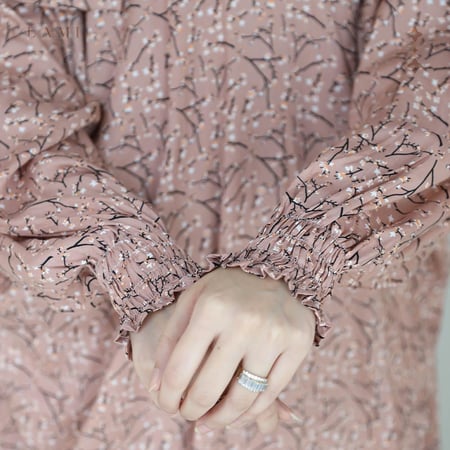 شرشف صلاة مشجر لحمي