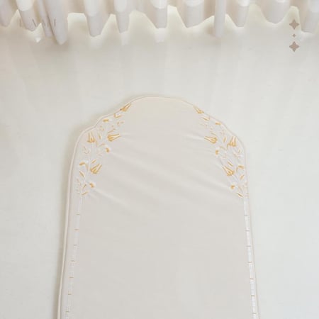 سجاد بتلات الذهب