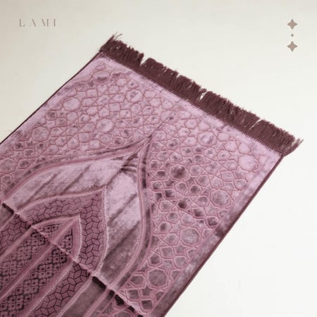 سجادة صلاة حرير -عنابي