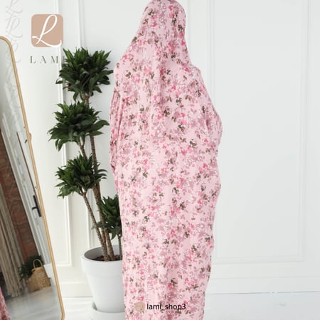 شرشف صلاة مشجر وردي