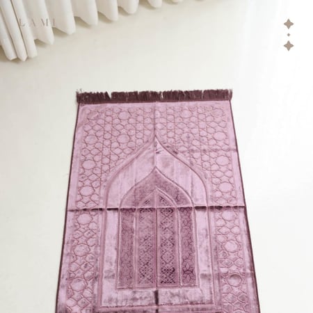 سجادة صلاة حرير -عنابي