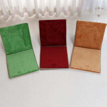 سجادة مع مسند ظهر