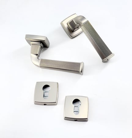 قبضة باب | Akada