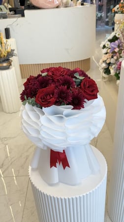 باقة الفستان احمر