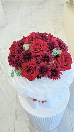باقة الفستان احمر