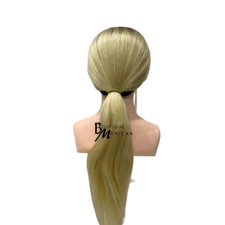 مانيكان روسي جذور مصبوغة