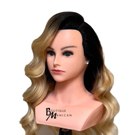 مانيكان روسي جذور مصبوغة