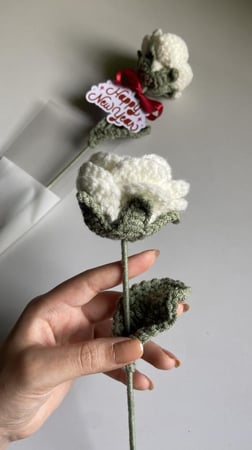 كروشيه روز أبيض