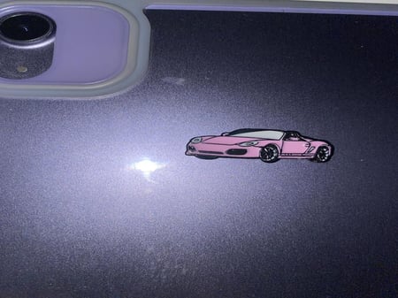 ملصق حديد بورش ورديه