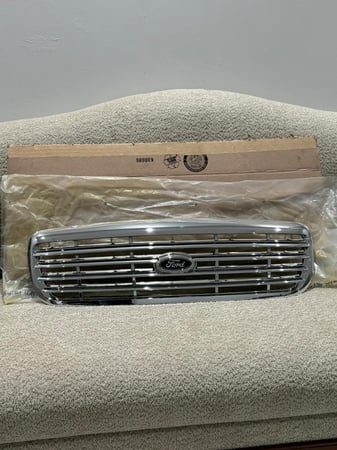 شبك كراون فكتوريا اصلي 1998-2012