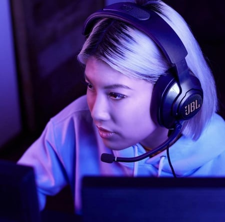 سماعة JBL كوانتوم 400