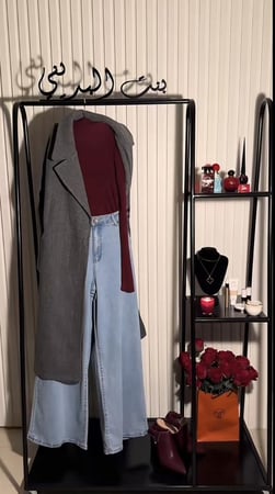 ستاند تعليق | كتابة الاسم او العبارة حسب الطلب