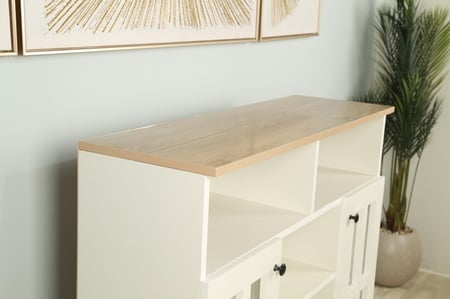 ركن كافي ابيض نافذتين بسعر العرض