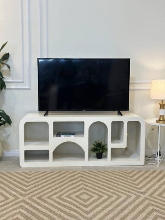 طاولة بلازما "الهبّة" خشب أبيض | تصميم عصري يليق بأناقة منزلك