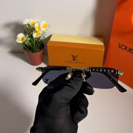 نظاره لويس فيتون