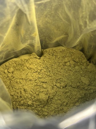 كيلو حناء يمني اصلي