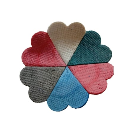 بسكوت قلب ملون باقبص 150-750 جم | Baqabas Colored Heart Biscuit 150 - 750g