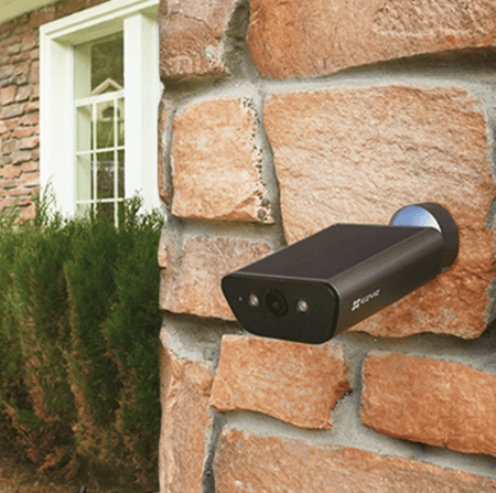 كاميرا مراقبة خارجية ذكية تعمل بالطاقة بدون اسلاك او كهرباء