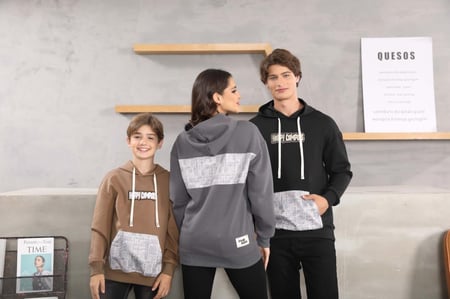 هودي ولادي طبي مطرز