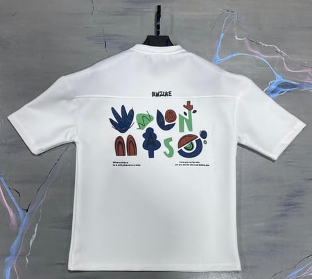 تيشرت اوفر سايز طبي بطبعة خلفية - Oversized T-shirt