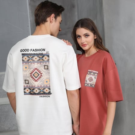 تيشيرت أوفر سايز بتصميم عصري وأنيق دانتل لاين Dantil Line