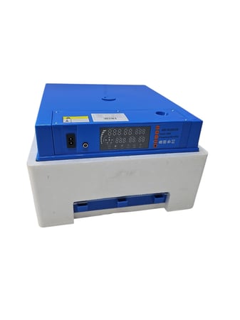 فقاسه 36 بيضه مطوره فل اتماتيك