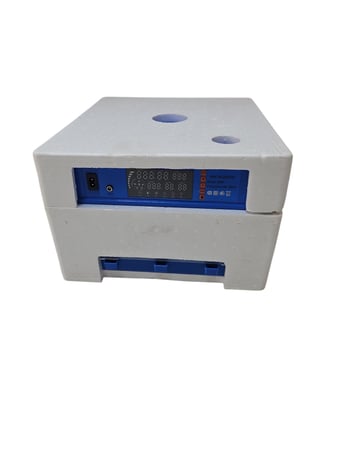 فقاسه 36 بيضه مطوره فل اتماتيك