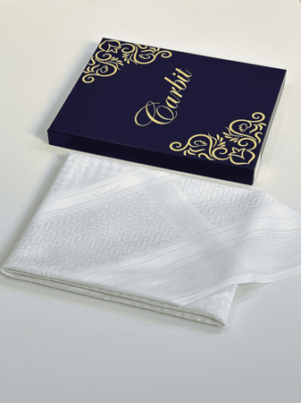 شماغ كاربت ابيض 2026 M1