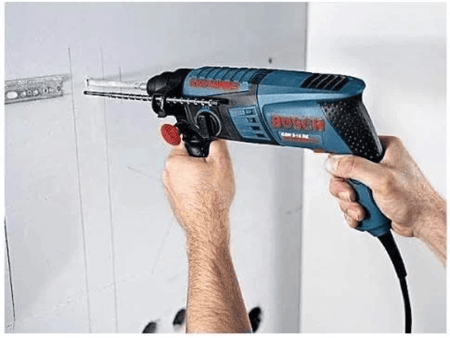 دريل هلتي تخريم وتكسير 26ملم 800 واط- بوش BOSCH على الجدار