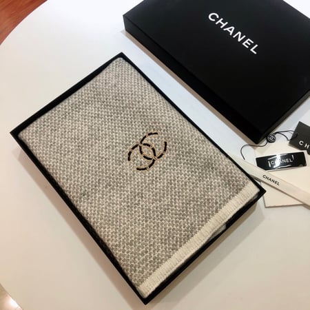 سكارف شانيل