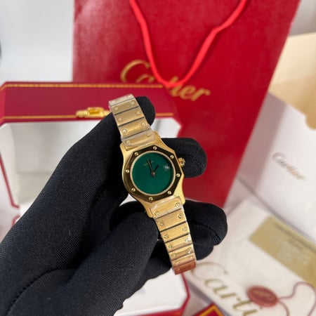 كارتير نسائي