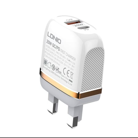 شاحن جداري سريع LDNIO A2316C-UK 20W
