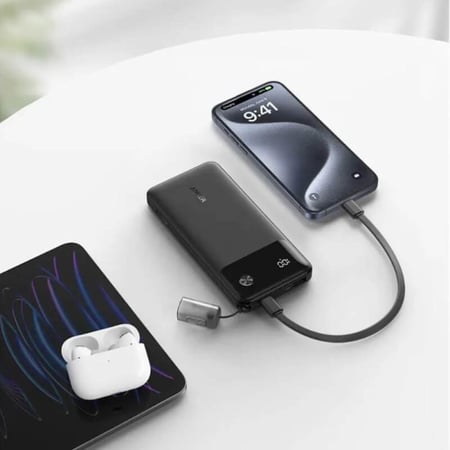 باور بانك أنكر 10000 مللي أمبير قوة 22 واط بمنفذين USB وتايب سي