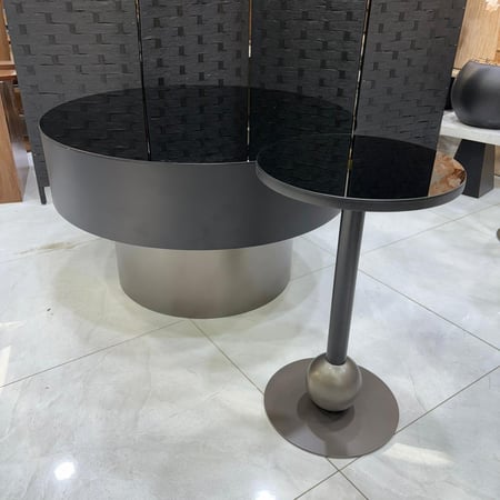 طاولة ديمكس