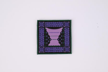 باتش عزنا بجودنا