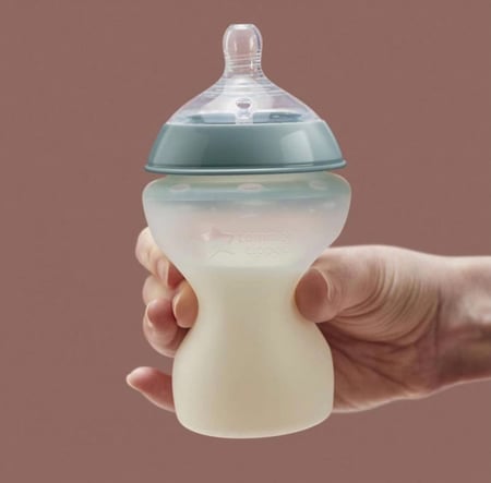 رضاعات تومي تيبي سيليكون مضادة للمغص 260 مل  قطعتين