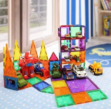 تركيبات البناء المغناطيسية تتميز بالوان شفافة - 78 قطعة