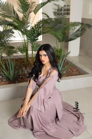 فستان موف مزين بالشك