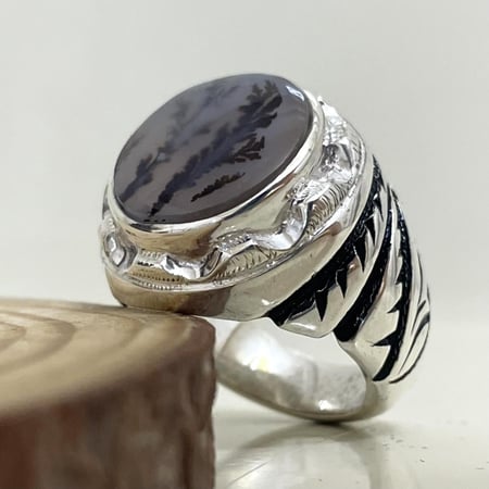 خاتم فضة رجالي بحجر عقيق يماني مشجر طبيعي