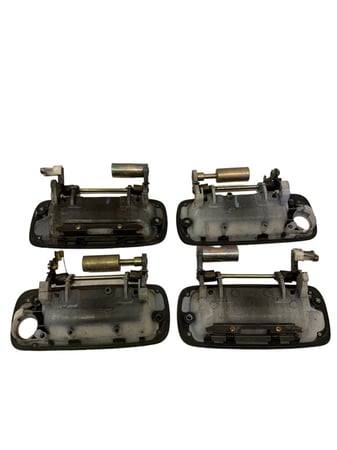 يدات باب لكزس400