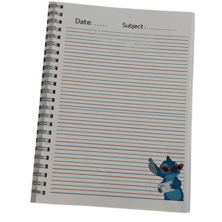 لقطة قريبة لسطور دفتر ستيتش A5 للكتابة المرتبة