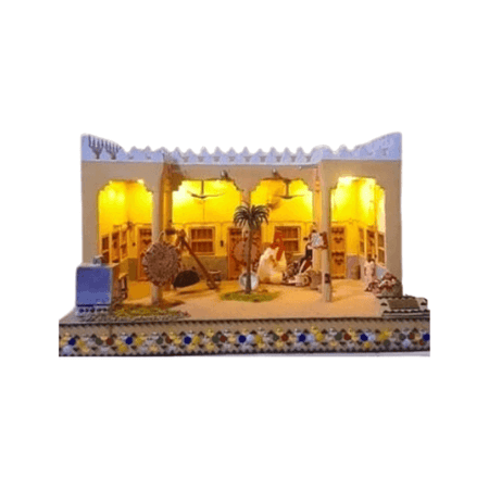 بيت تراثي مصغر بإنارة داخلية