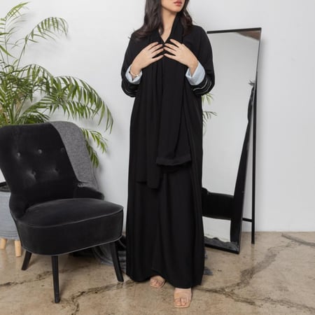 عبايات عملية