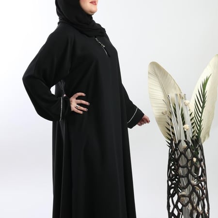 عباية كلوش بتصميم راقي وبسيط 5079