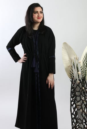عباية سوداء بقماش مشبوك باللون الأزرق 5081