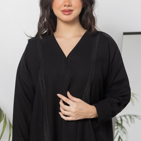 عباية سوداء ملكيN1031