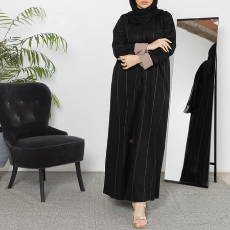 عباية سوداء كلاسيك N1028