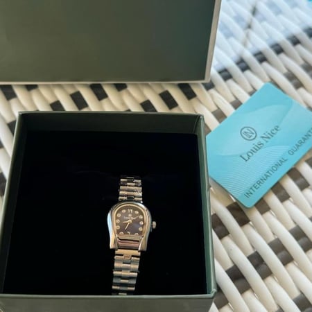 ساعة نسائية 505