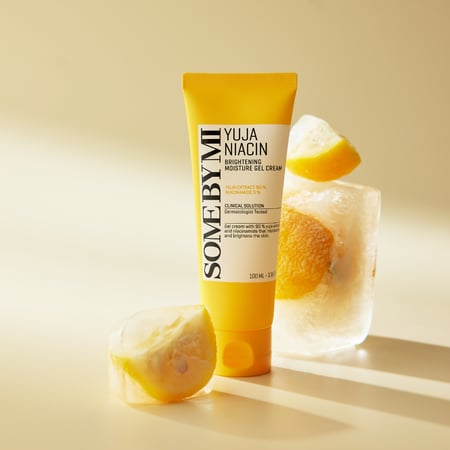 جل يوجا نياسين للترطيب والتفتيح